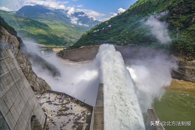 白鹤滩电站最新动态与小巷独特小店探秘揭秘