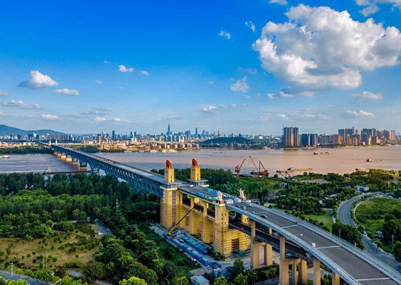 宁淮高铁线路最新走向，自信旅程展现新变化与成就感