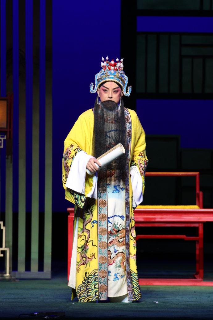 京剧演员于魁智的生平与温馨日常故事简介
